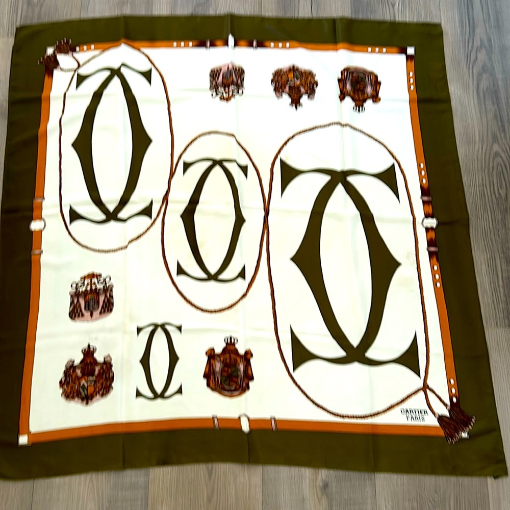 CARTIER Silk 33” Olive & Gold Print Scarf EUC 🤎💚🖤